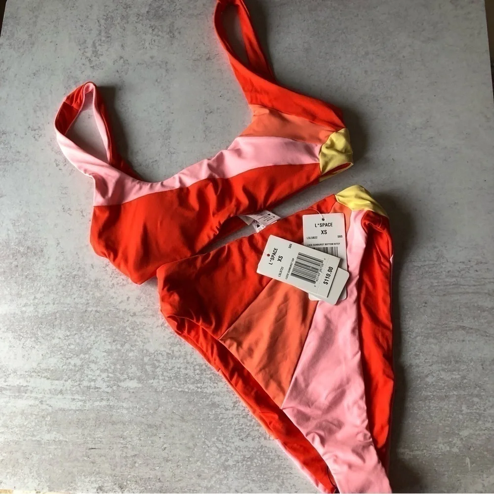 L space Lizzie Sunburst Top And Luca Sunburst Bitsy Bottoms Size XS NWT